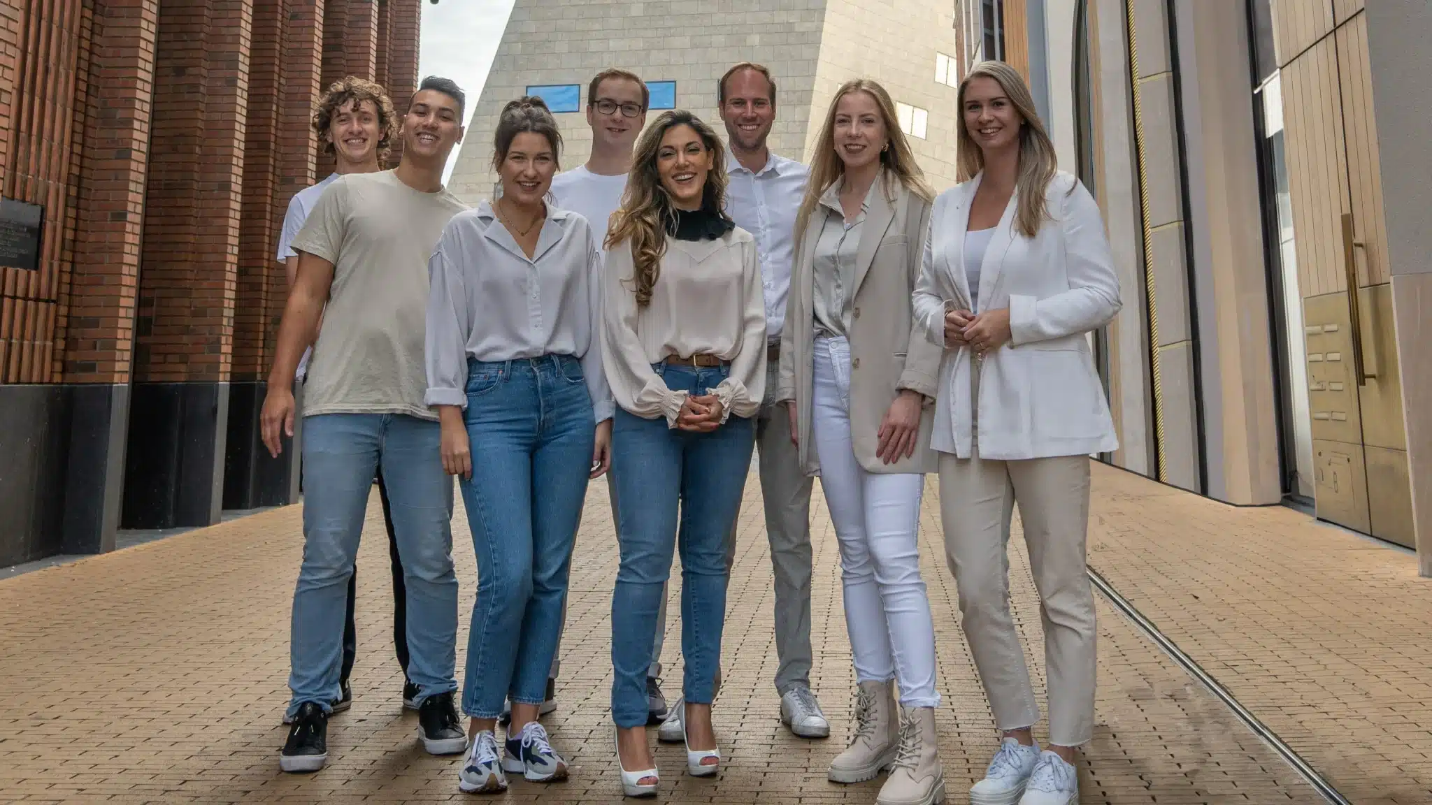 Team phil en flo 2023 scaled - Over ons -  - Phil & Flo Creative Studio